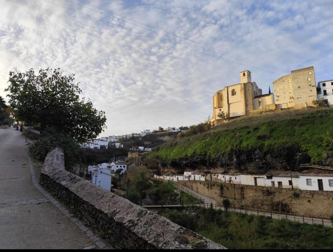La Medina Baja Apartamento Setenil De Las Bodegas Exterior foto